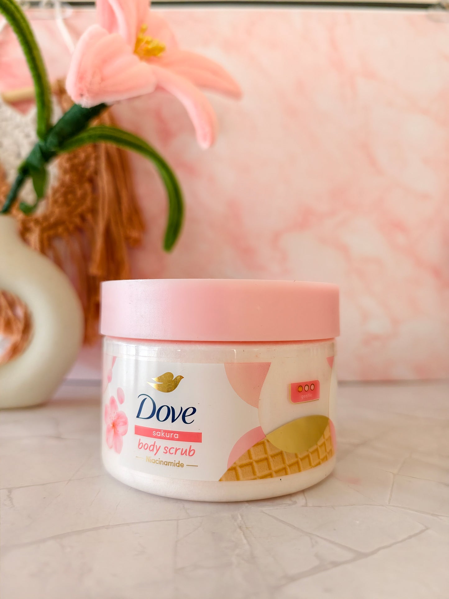 Dove Body Scrub Sakura