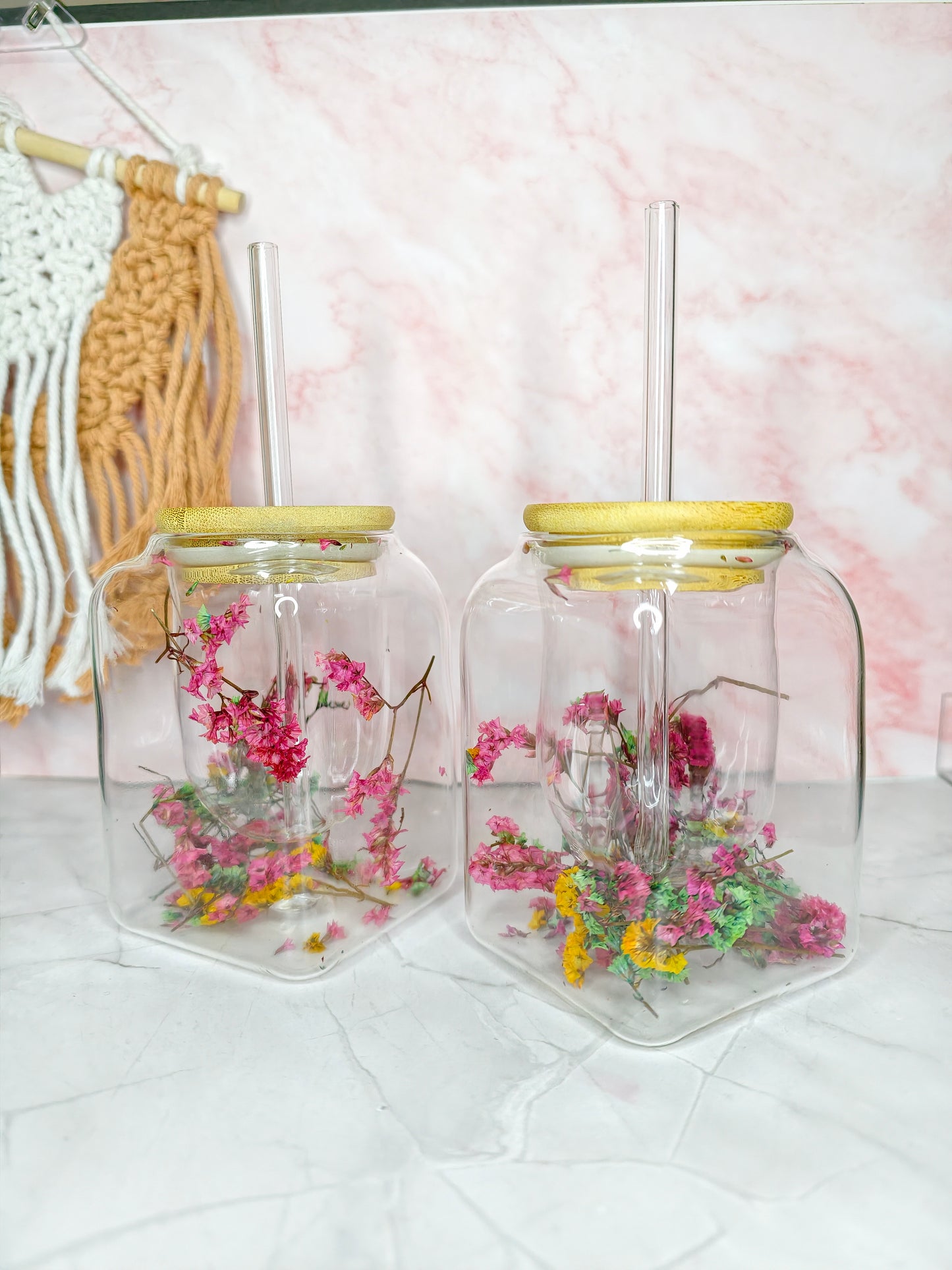 Double lining glass with flower